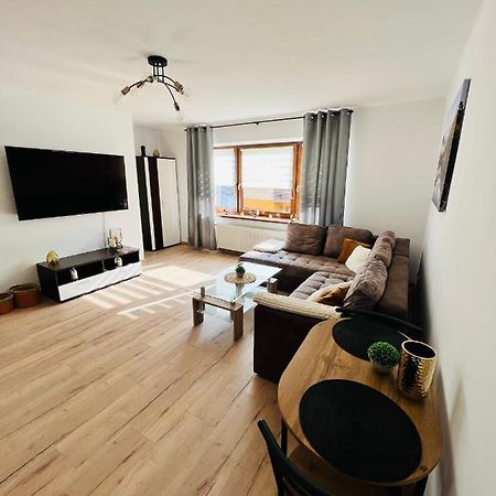 Apartament Kolejowa 7 Daire Nowy Targ Dış mekan fotoğraf